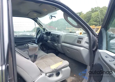 2004 Ford F-350 Lariat/Xl/Xlt z USA, uszkodzony, nr VIN 1FTSX31P24EC35168